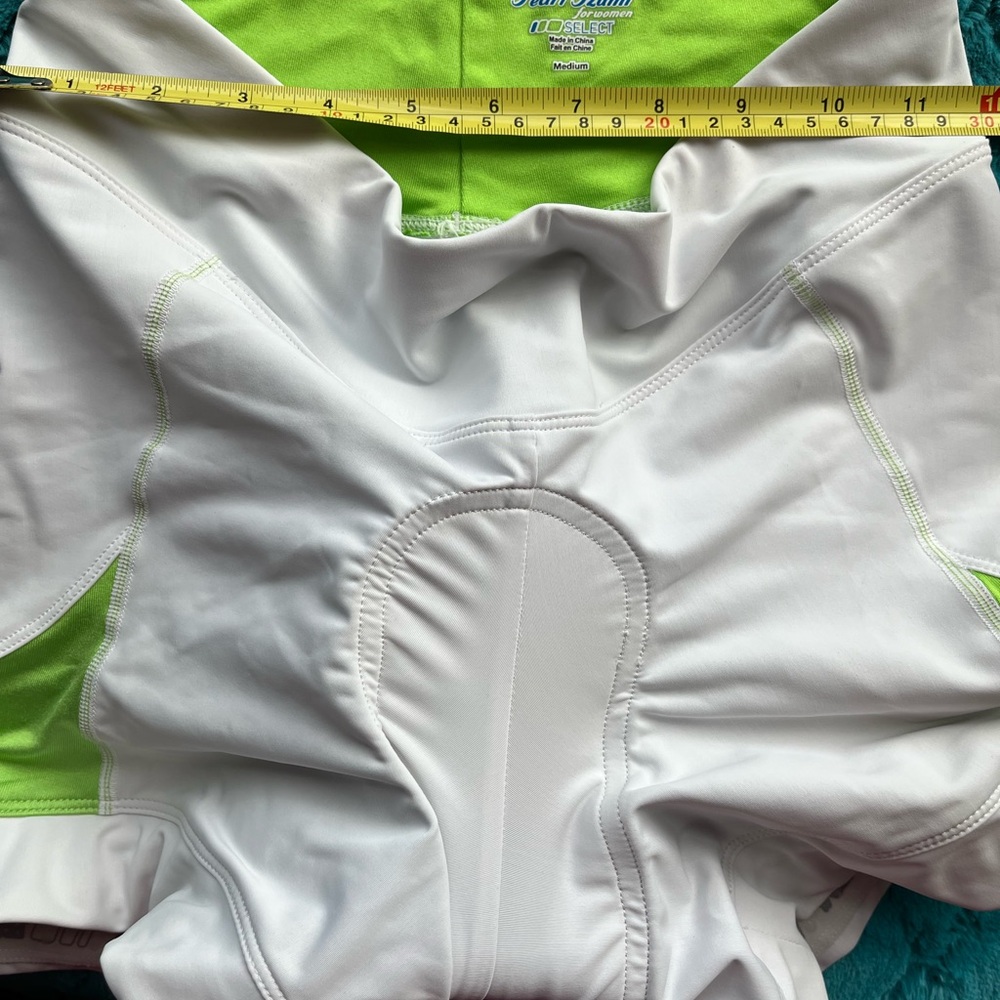 Pearl Izumi White and Green Women’s Bicycle Shorts
